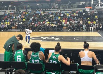 İngiltere’den vize alamayan Uludağ Kadın Basketbol Takımı, sahaya 5 oyuncuyla çıktı!