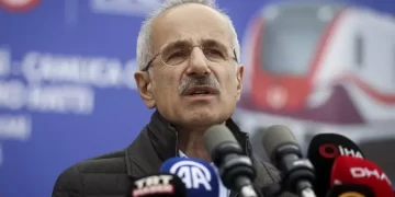 İstanbul’a yeni metro hattı için tarih verildi