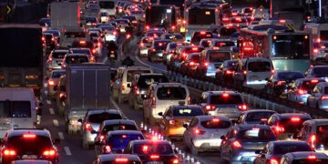 İstanbul trafiğine 624 bin 938 araç katıldı