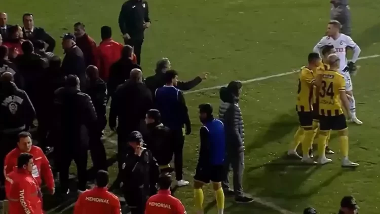 istanbulspor baskani trabzonspor macinda takimini sahadan cekti habermeydan