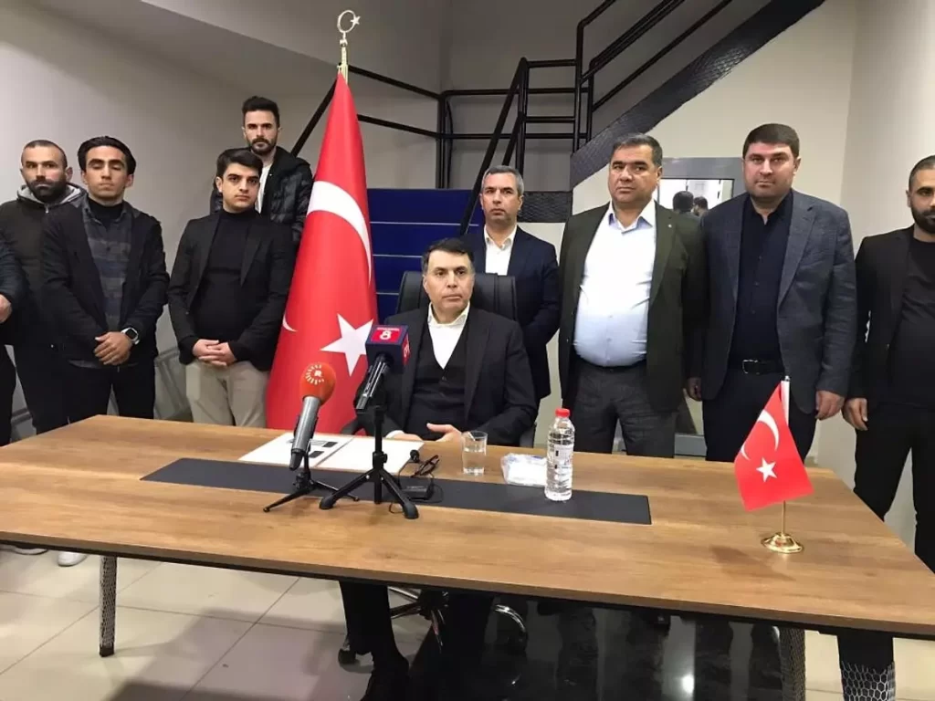 iyi parti den diyarbakir da toplu istifa habermeydan