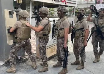 Türkiye genelinde Kafes-18 Operasyonu: 39 suç örgütü 37 ilde çökertildi