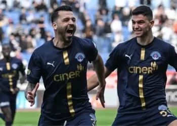 Kasımpaşa, evinde Gaziantep FK’yı rahat geçti!