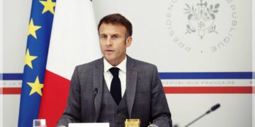 Fransa’da Macron’un Göç Yasası Reddedildi!