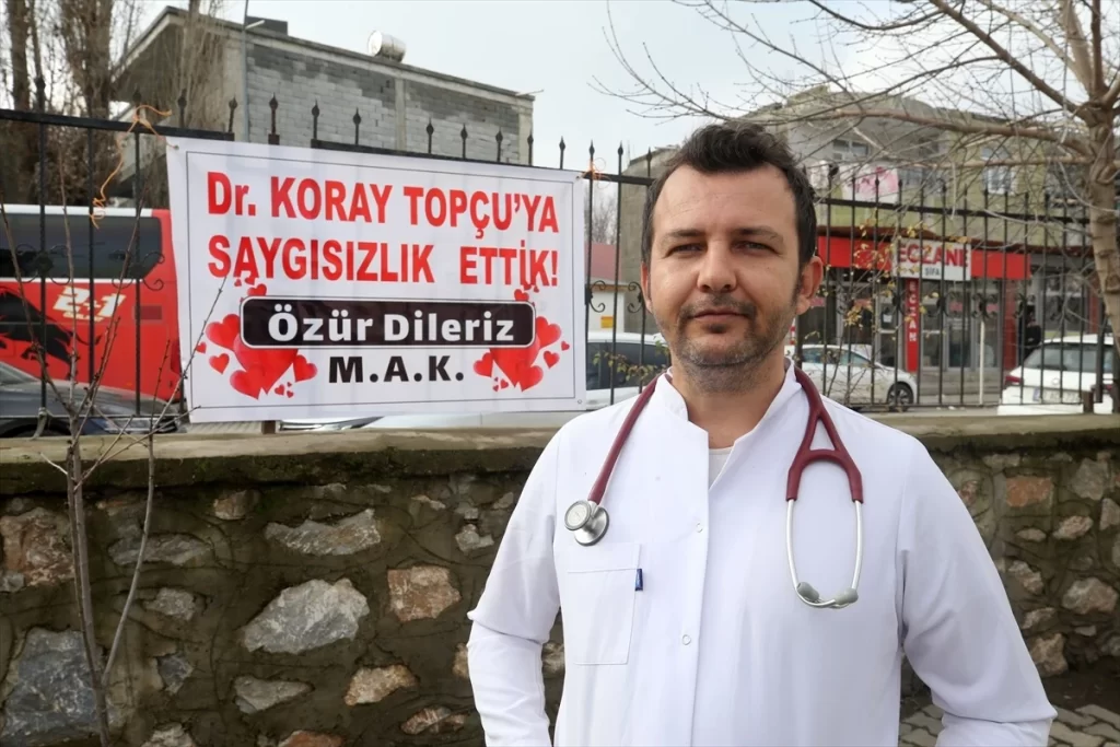 mus ta hasta yakini tartistiklari doktordan pankartla ozur diledi habermeydan