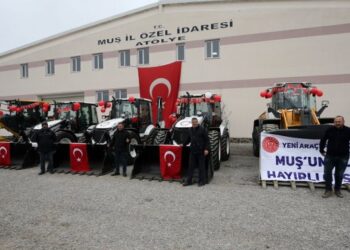 Muş’ta kışa hazırlık için yeni iş makineleri alındı