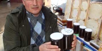 Sinop’ta kestane balı fiyatları cep yakıyor!