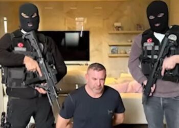 İnterpol Kırmızı Bülteniyle aranan suç örgütü lideri Eric Schroeder yakalandı