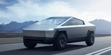 Tesla Cybertruck’un 61.000 dolarlık versiyonu için satışlar Perşembe günü başlıyor