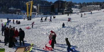 Uludağ’da günlük kayak maliyeti 5 bin lirayı buluyor