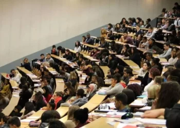 Son iki yılda 700 binden fazla öğrenci üniversiteyi bıraktı