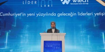 Bakan Göktaş kadınlara yapay zekayla hazırlanan metinden seslendi