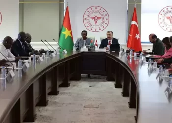 Bakan Koca, Burkina Faso heyeti ile görüştü