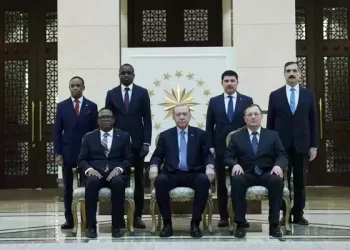 Büyükelçilerden Cumhurbaşkanı Erdoğan’a güven mektubu