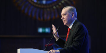 Cumhurbaşkanı Erdoğan: “Enflasyonu vatandaşımızın günlük hayatından çıkaracağız”