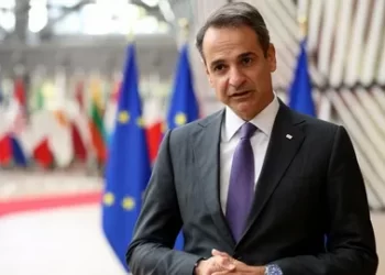 Miçotakis tarih verdi! Yunan adalarına vize kolaylığı ne zaman başlıyor?