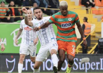 Alanyaspor, evinde Rizespor’u uzatmada mağlup etti!