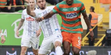 Alanyaspor, evinde Rizespor’u uzatmada mağlup etti!
