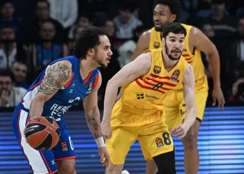 Anadolu Efes, evinde Barcelona’ya fark attı!