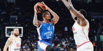 Anadolu Efes, evinde Monaco’ya yenildi!
