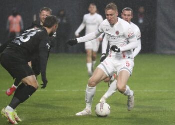 Antalyaspor, deplasmanda Pendikspor’u tek golle geçti!