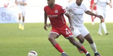 Antalyaspor, kupada Pendikspor’u 2 golle geçti!