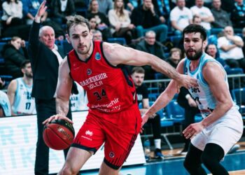 Bahçeşehir Koleji, Litvanya’dan lider döndü!