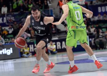 Beşiktaş Emlakjet,  TOFAŞ’ı deplasmanda yendi!