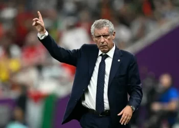 Beşiktaş’ın teknik direktörlüğüne getirilen Fernando Santos kimdir!