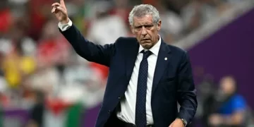 Beşiktaş’ın teknik direktörlüğüne getirilen Fernando Santos kimdir!