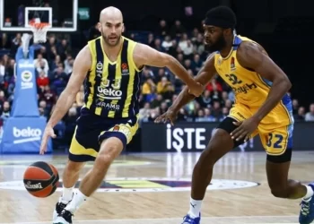 Fenerbahçe Beko, Litvanya’da farklı kazandı!