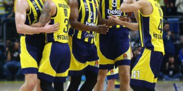 Fenerbahçe Beko, Partizan’ı ikinci yarıda devirdi!