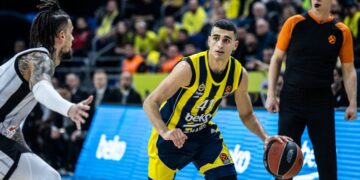 Fenerbahçe Beko, Virtus Bologna’yı evinde rahat yendi!