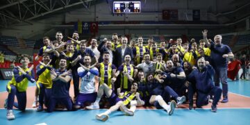 Fenerbahçe, CEV Cup’ta çeyrek finale yükseldi!