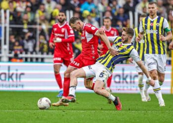 Fenerbahçe’ye evinde Samsunspor şoku!