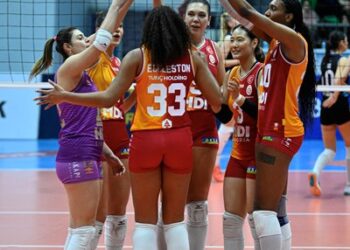 Galatasaray Daikin, deplasmanda Sarıyer Belediye'sini rahat geçti! Galatasaray Daikin, deplasmanda Sarıyer Belediye’sini rahat geçti!