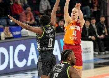 Galatasaray Ekmas, sahasında farklı kaybetti!