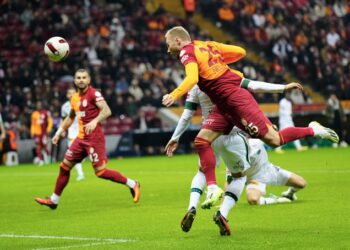 Galatasaray, evinde Konyaspor’u 3 golle geçti!