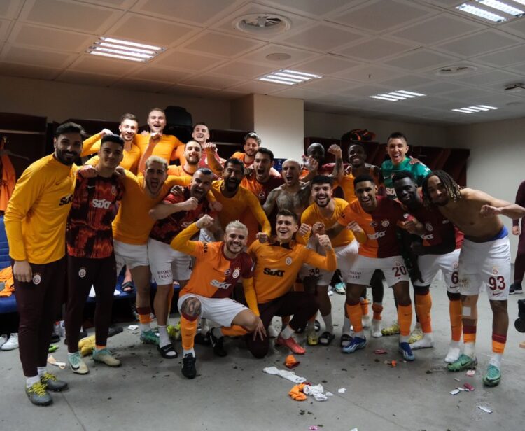 galatasaray trabzonspor u deplasmanda 5 golle devirdi habermeydan 1