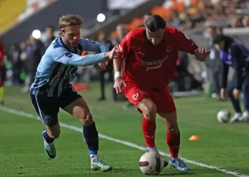 Hatayspor, deplasmanda Adana Demirspor’u tek golle geçti!