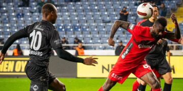 Hatayspor ile Gaziantep FK maçında kazanan yok!