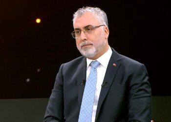 Bakan Işıkhan açıkladı: Geliri de, refahı da tüm çalışanlarımıza harcayacağız