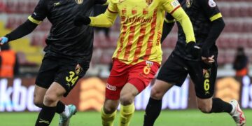İstanbulspor, Kayseri’de 3 puanı tek golle aldı!