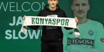 Konyaspor, kaleci Jakup Slowik’i duyurdu!