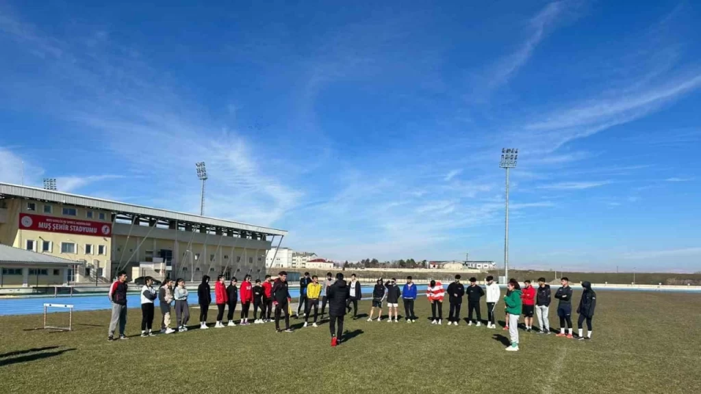 mus il hakem kurulu tarafindan duzenlenen hakem kursu sona erdi habermeydan