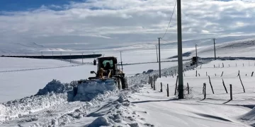 Muş’ta 28 yerleşim biriminin yolu kapandı!