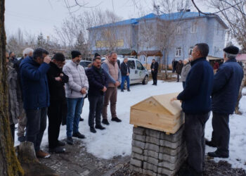 Muş Varto’da intihar eden 2 kız öğrenci toprağa verildi!