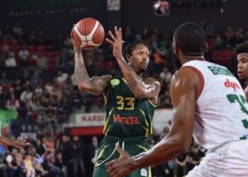 Pınar Karşıyaka, evinde Manisa BBSK’ye yenildi!