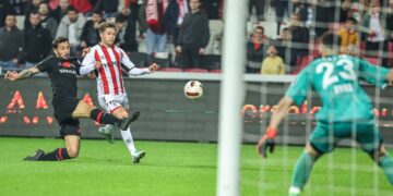 Samsunspor, evinde tek golle kazandı!