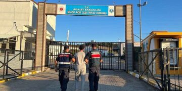 Sinop’ta aranan 15 kişi JASAT tarafından yakalandı!